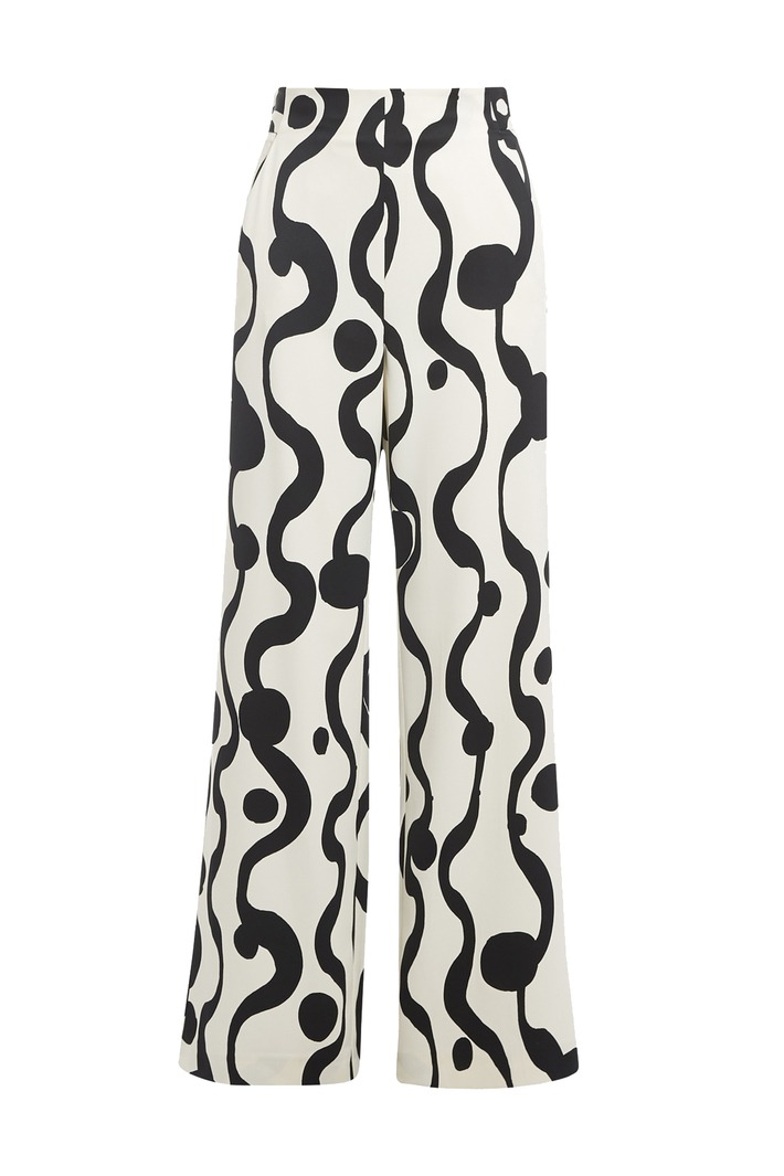 Printed trousers
Intrend Printed trousers
Intrend