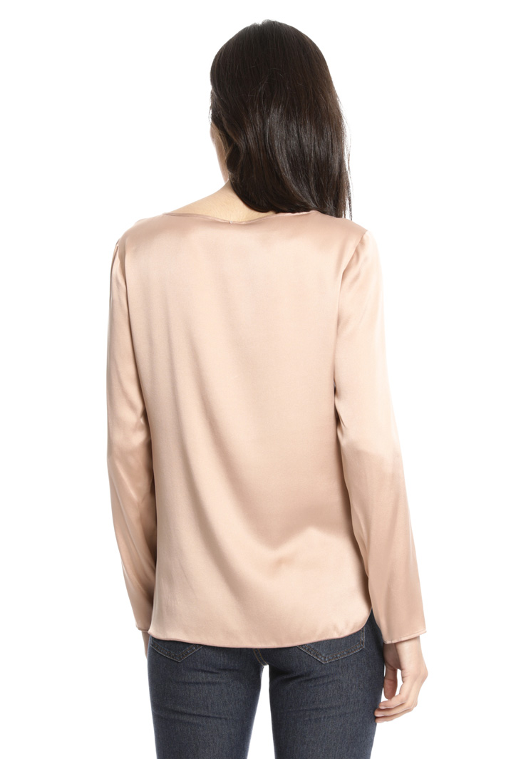 Silk satin blouse Intrend Silk satin blouse Intrend