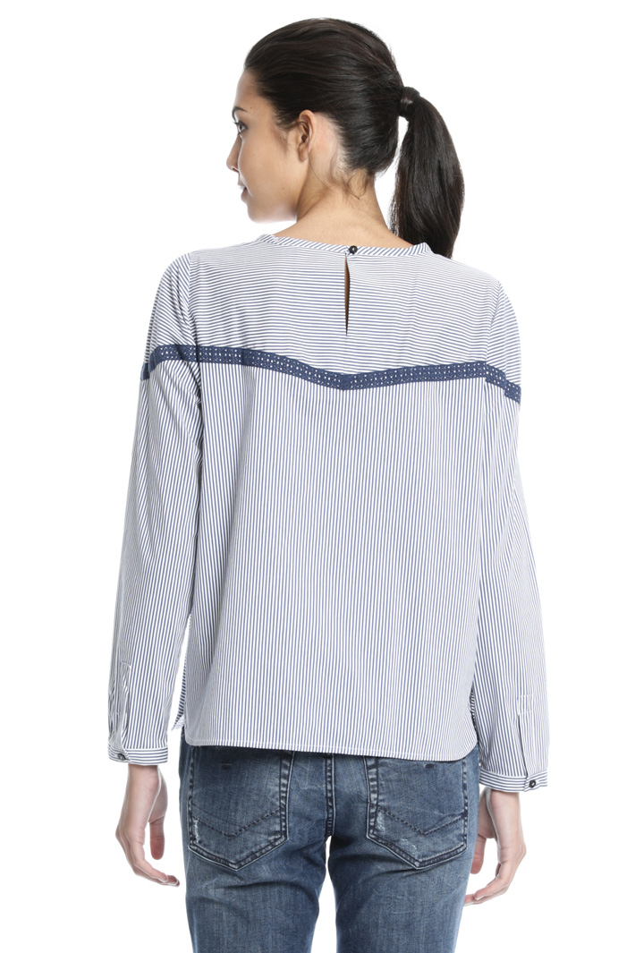 Cotton poplin blouse Intrend Cotton poplin blouse Intrend