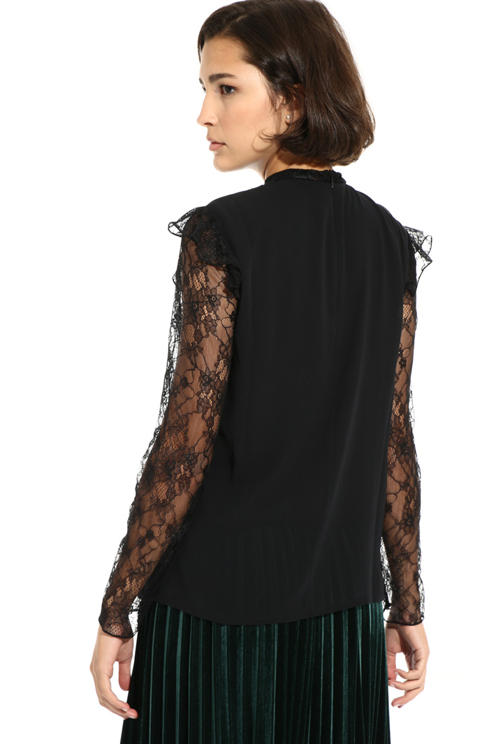 Georgette and lace blouse Intrend Georgette and lace blouse Intrend