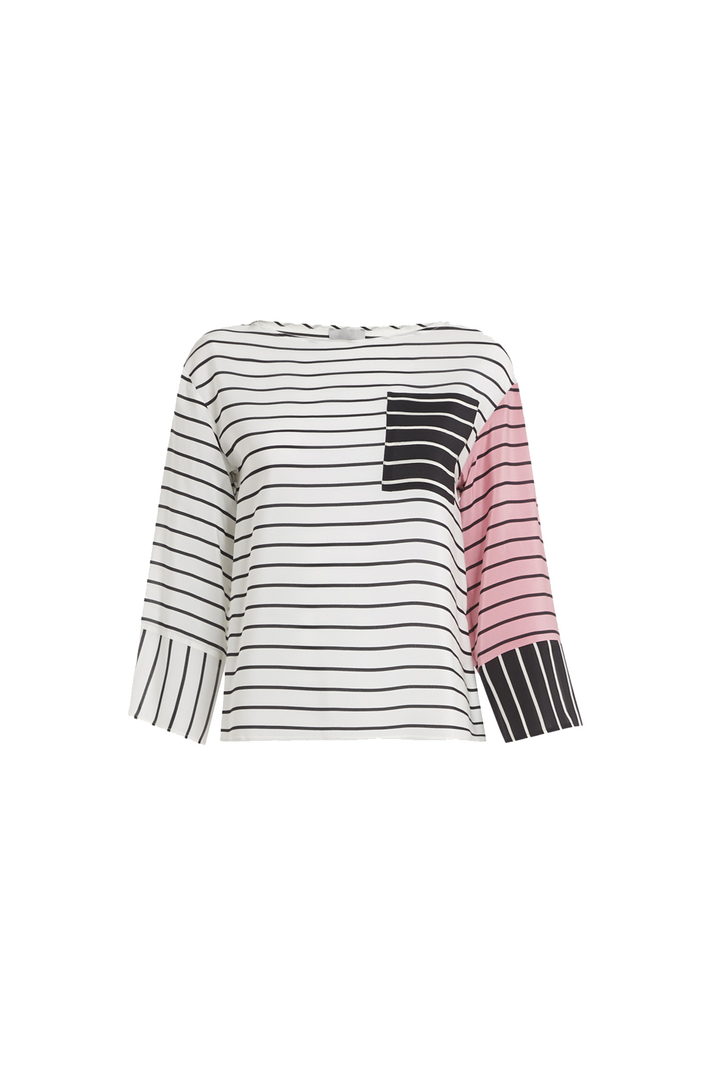 Pure silk striped blouse
Intrend Pure silk striped blouse
Intrend