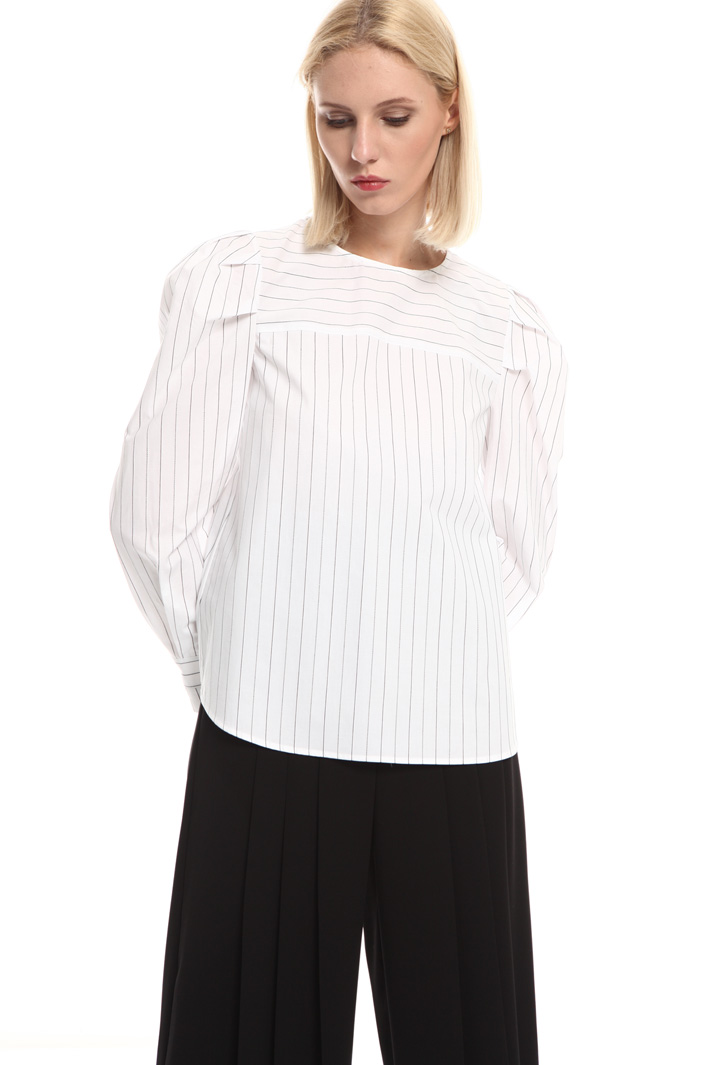 Puff sleeve blouse Intrend Puff sleeve blouse Intrend