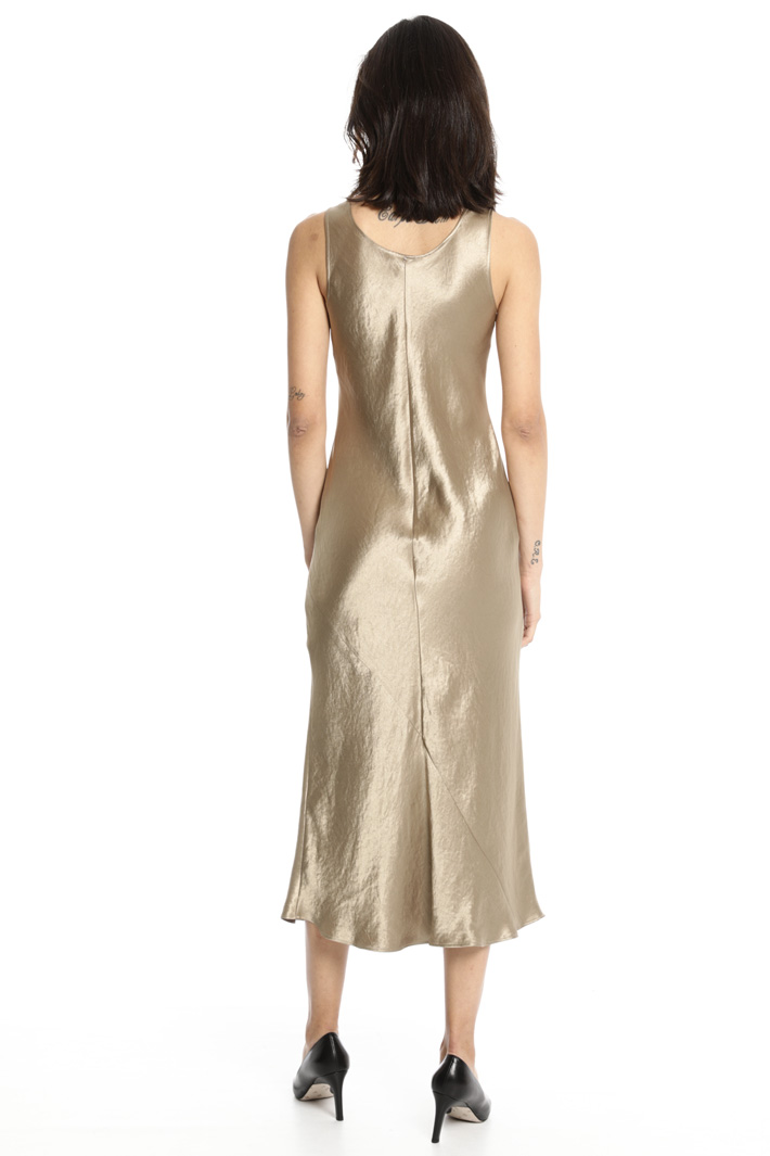 Compact satin dress Intrend Compact satin dress Intrend