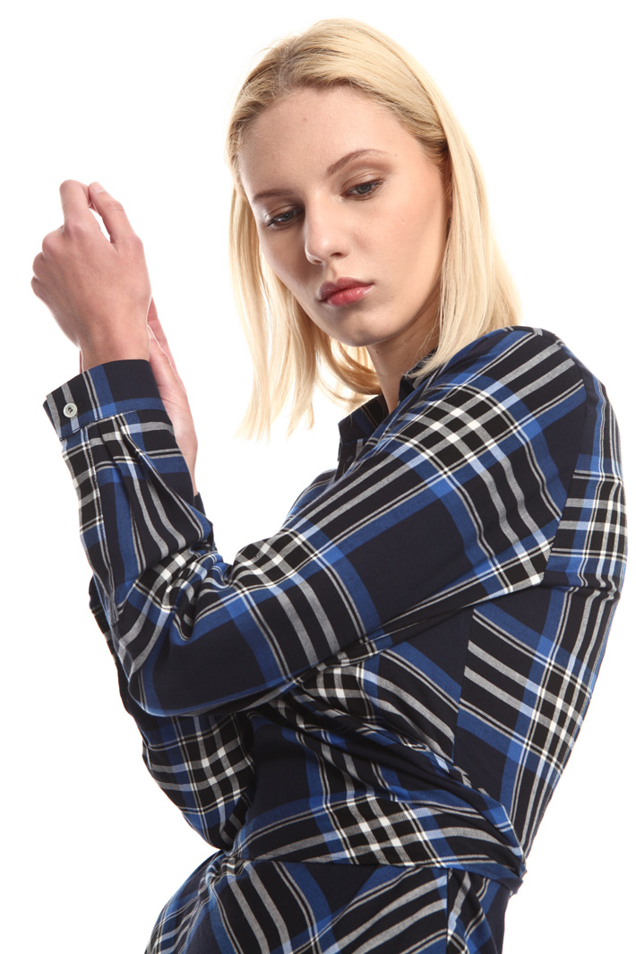 Checked wrap dress Intrend Checked wrap dress Intrend