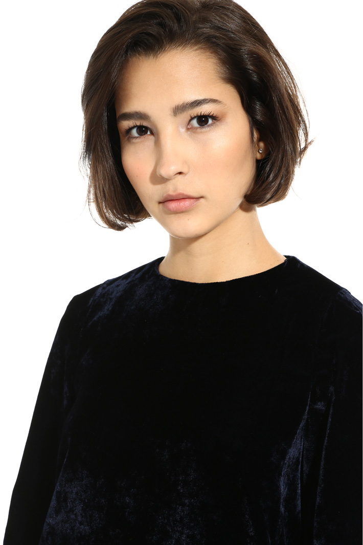 Smooth velvet dress Intrend Smooth velvet dress Intrend