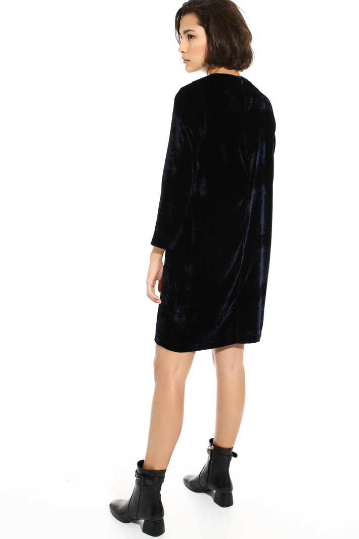 Smooth velvet dress Intrend Smooth velvet dress Intrend