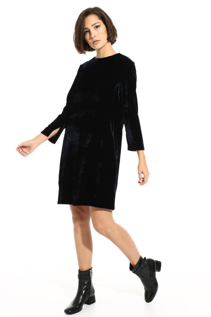 Smooth velvet dress Intrend Smooth velvet dress Intrend