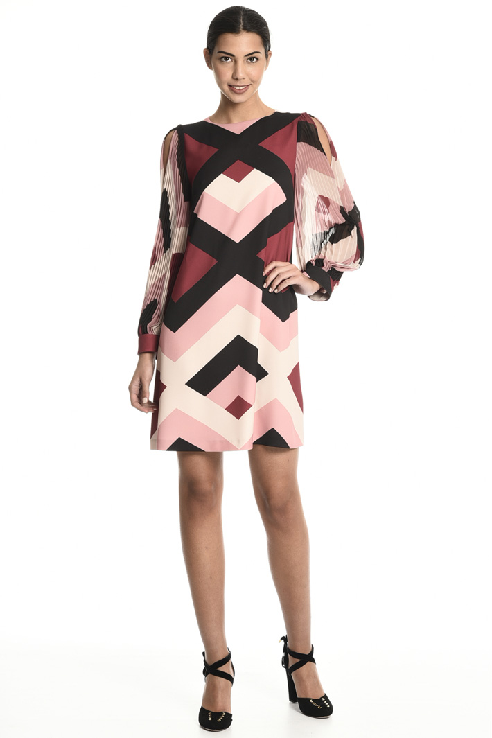 Oversized sleeve dress Intrend Oversized sleeve dress Intrend