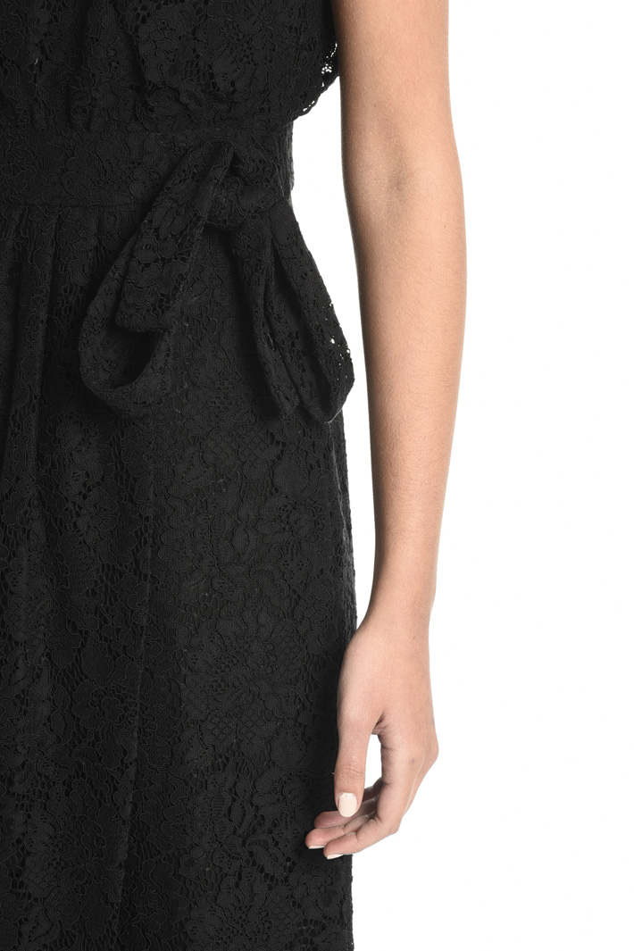 Rebrodé lace dress Intrend Rebrodé lace dress Intrend