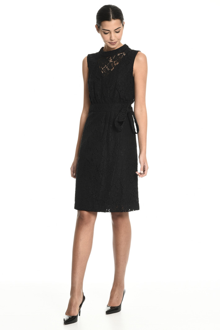 Rebrodé lace dress Intrend Rebrodé lace dress Intrend