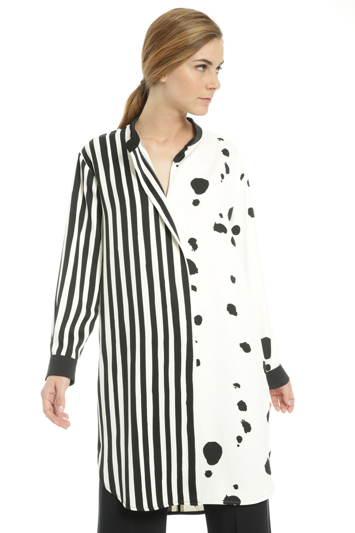 Two-tone printed dress Intrend Two-tone printed dress Intrend