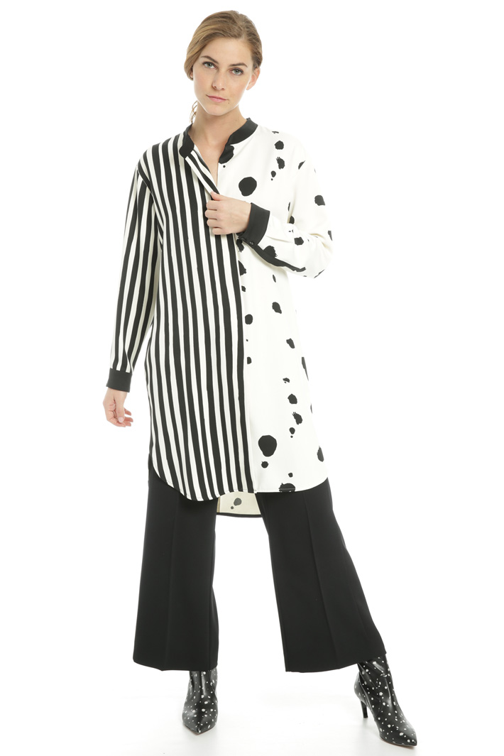 Two-tone printed dress Intrend Two-tone printed dress Intrend