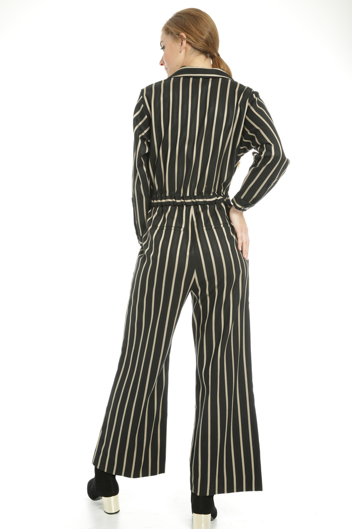 Striped jumpsuit Intrend Striped jumpsuit Intrend