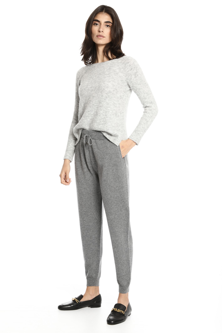 Knitted jogging style pants Intrend Knitted jogging style pants Intrend