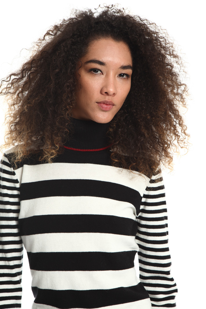 Cotton and wool sweater Intrend Cotton and wool sweater Intrend