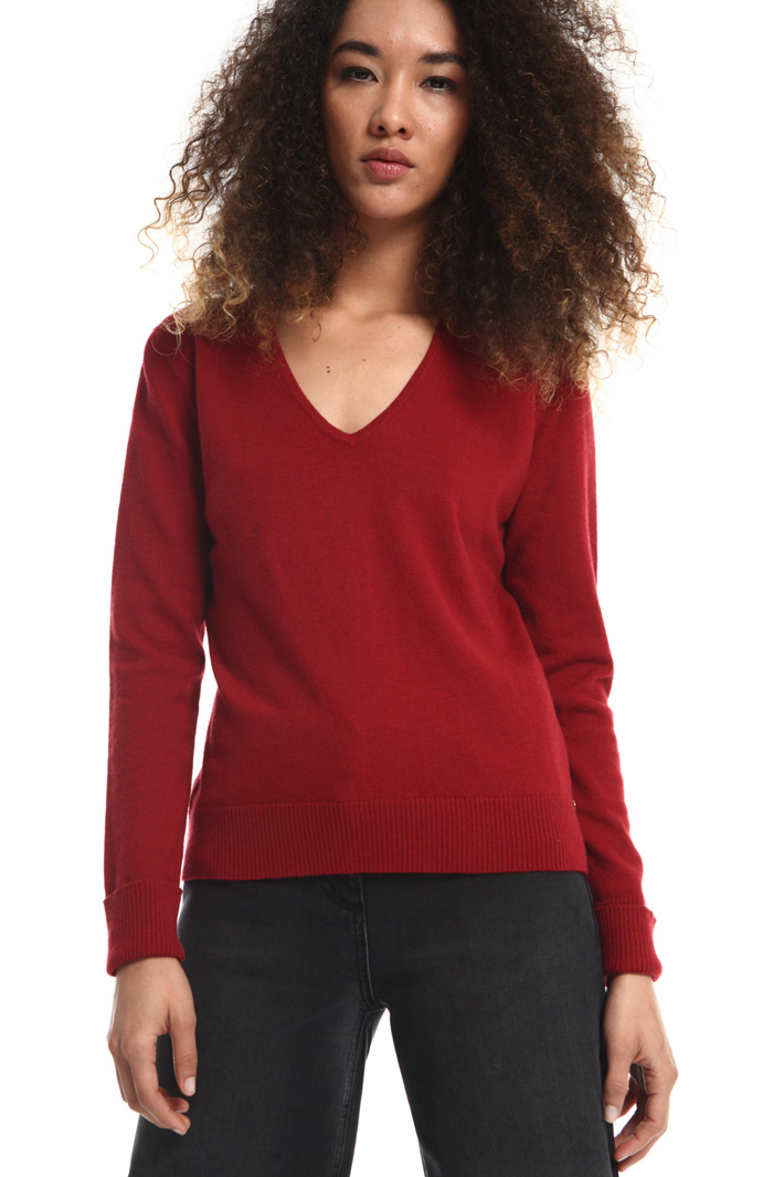 V-neck sweater Intrend V-neck sweater Intrend