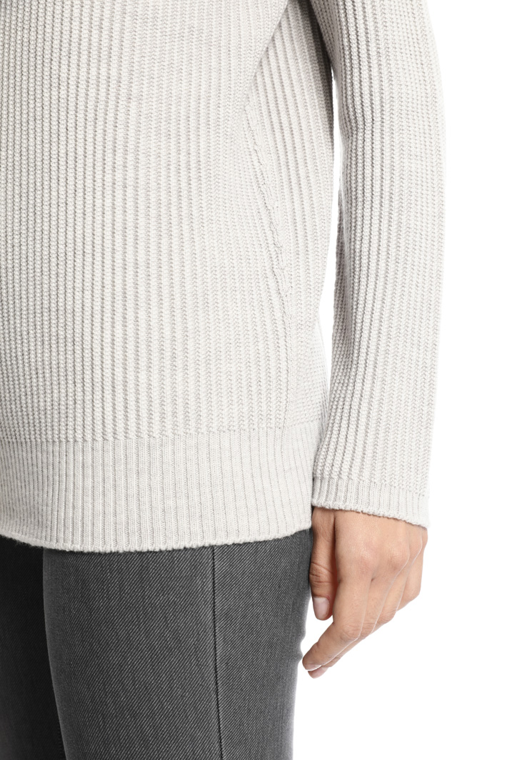 Ribbed wool sweater Intrend Ribbed wool sweater Intrend