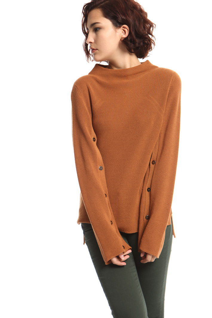 Buttoned sweater Intrend Buttoned sweater Intrend