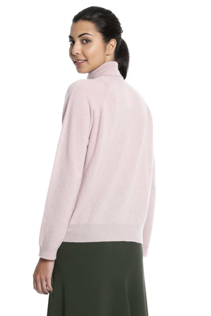 Wool turtleneck sweater Intrend Wool turtleneck sweater Intrend