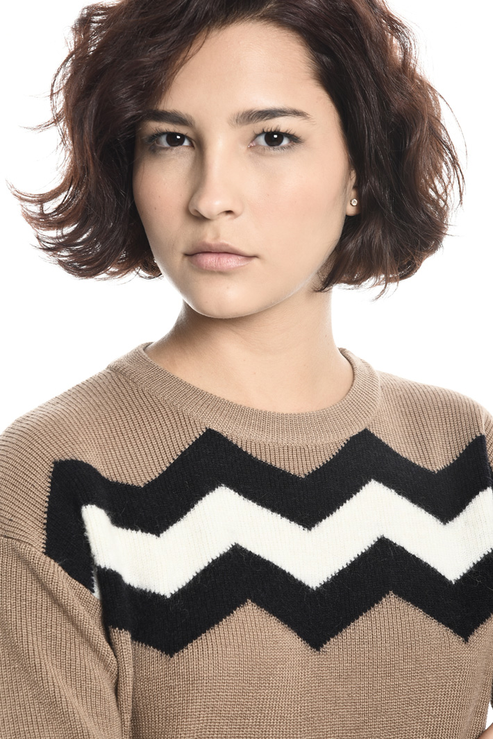 Contrast intarsia sweater Intrend Contrast intarsia sweater Intrend