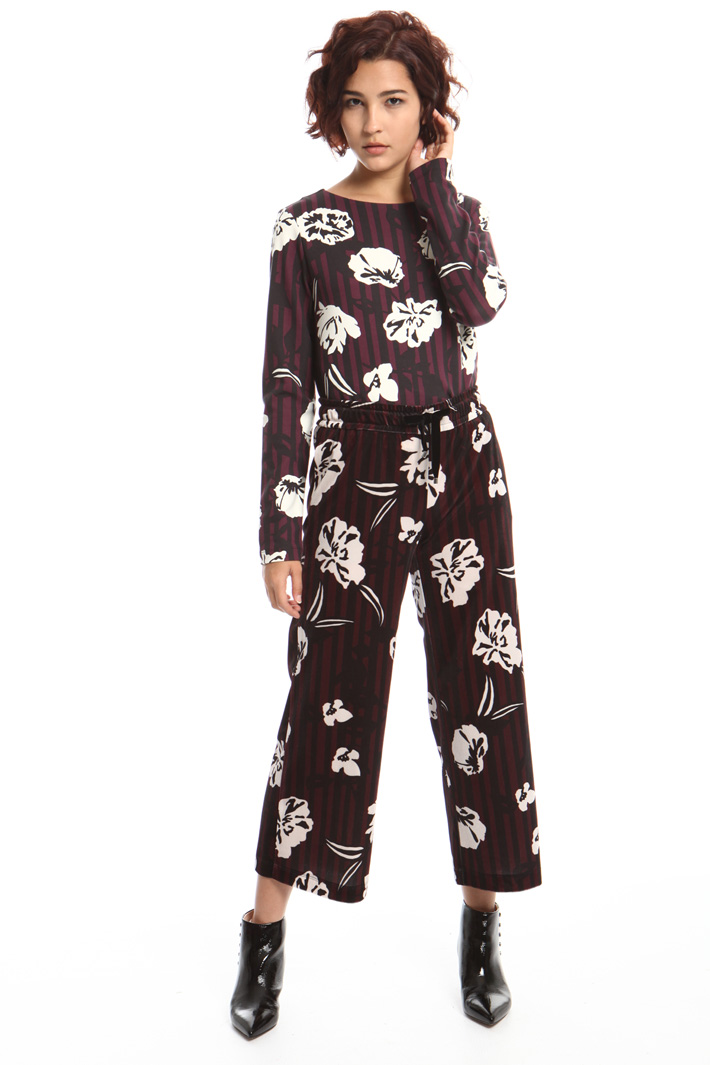 Cropped chenille trousers Intrend Cropped chenille trousers Intrend