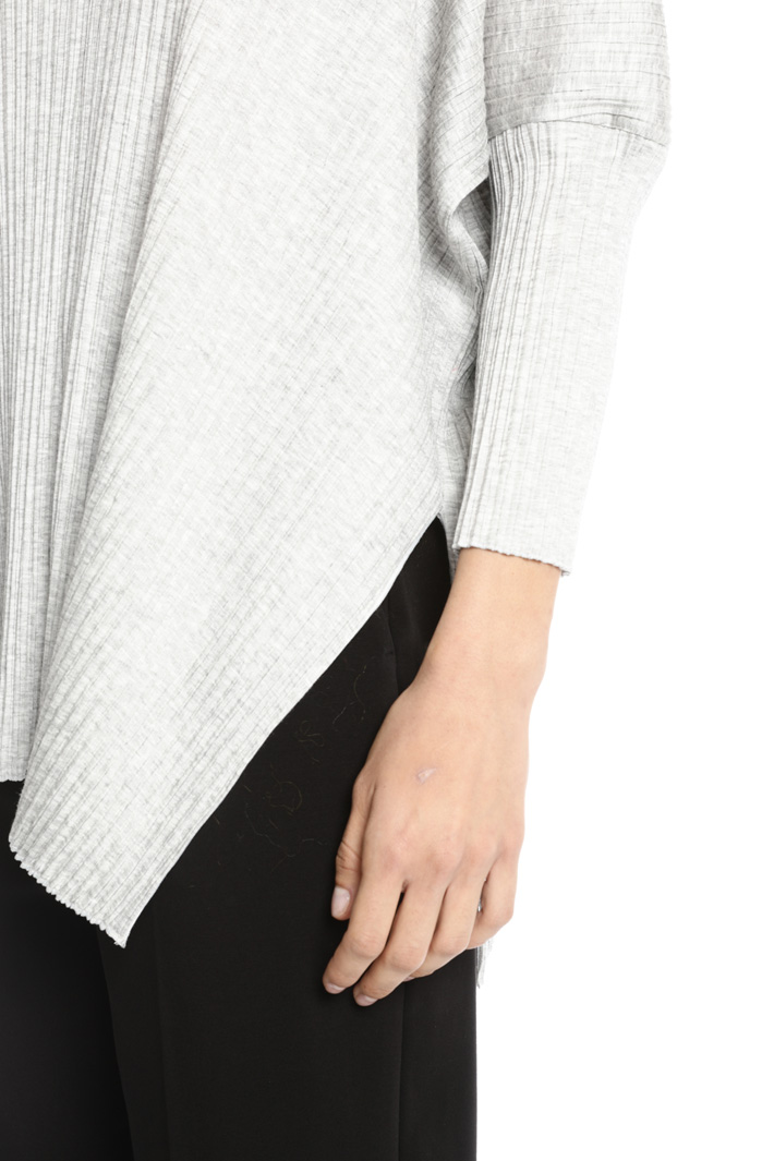 Pleated viscose T-shirt Intrend Pleated viscose T-shirt Intrend