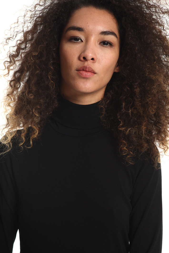 Viscose turtleneck top Intrend Viscose turtleneck top Intrend