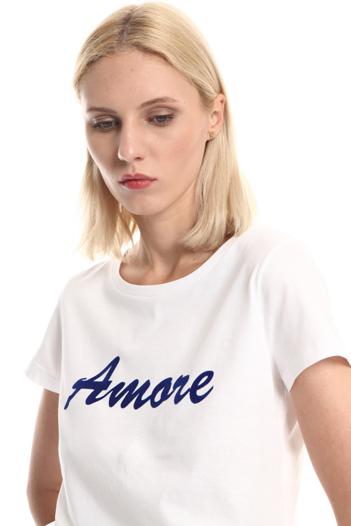 Printed embroidered T-shirt Intrend Printed embroidered T-shirt Intrend