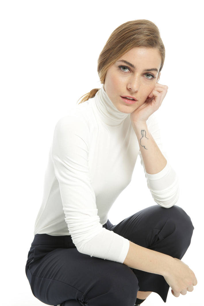 Cashmere turtleneck sweater Intrend Cashmere turtleneck sweater Intrend