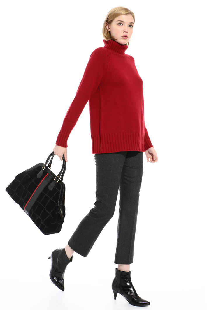 Leather hand bag Intrend Leather hand bag Intrend