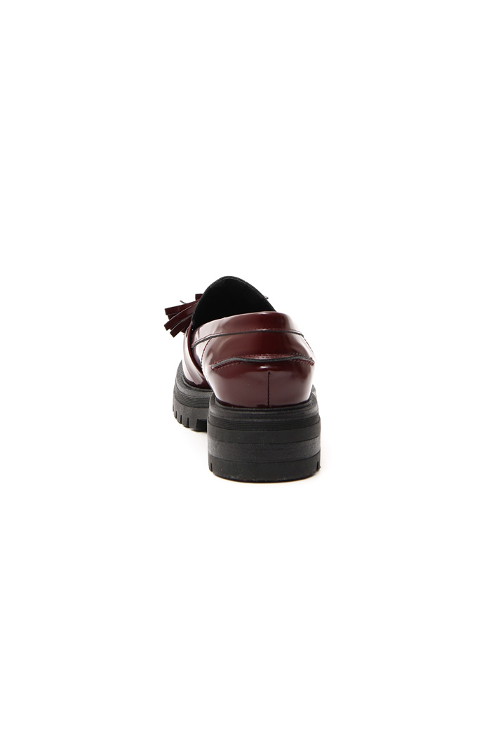 Leather moccasin with tassels Intrend Leather moccasin with tassels Intrend