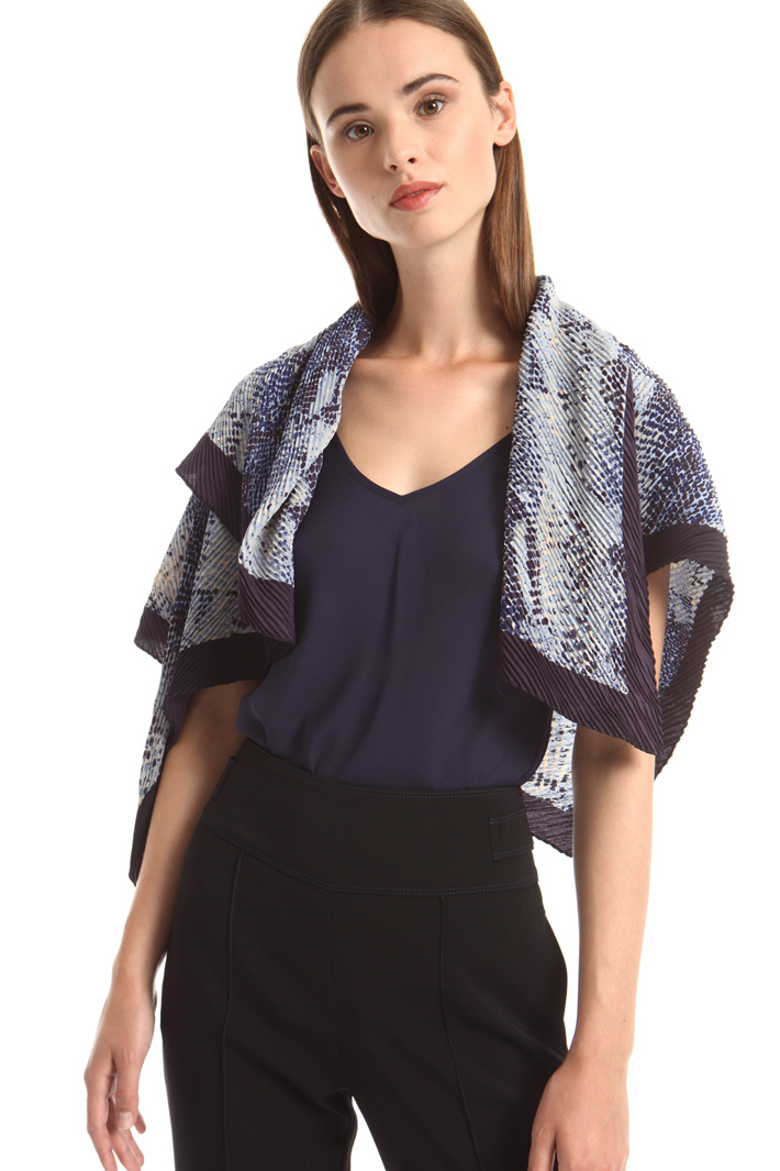 Pleated asymmetrical foulard Intrend Pleated asymmetrical foulard Intrend