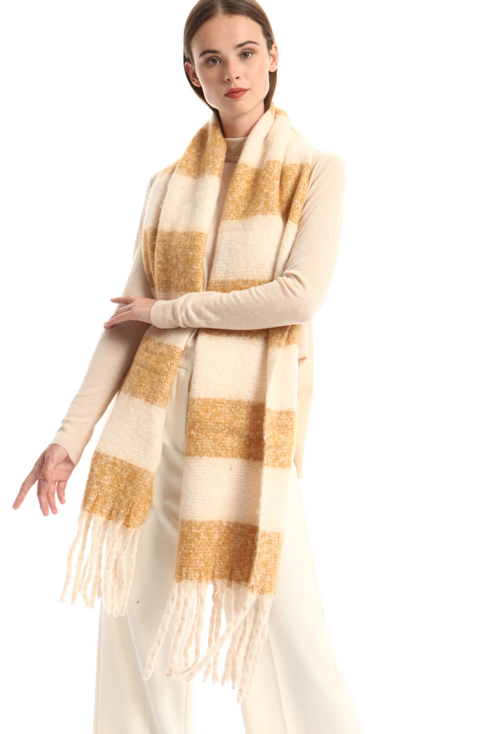 Soft fringed hem Intrend Soft fringed hem Intrend