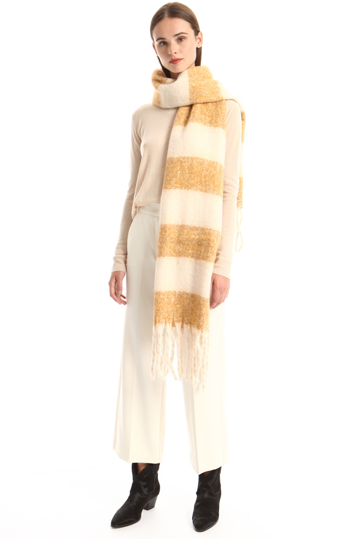 Soft fringed hem Intrend Soft fringed hem Intrend