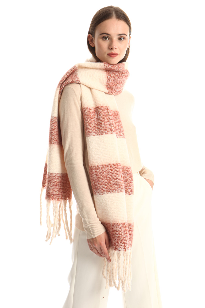 Soft fringed hem Intrend Soft fringed hem Intrend