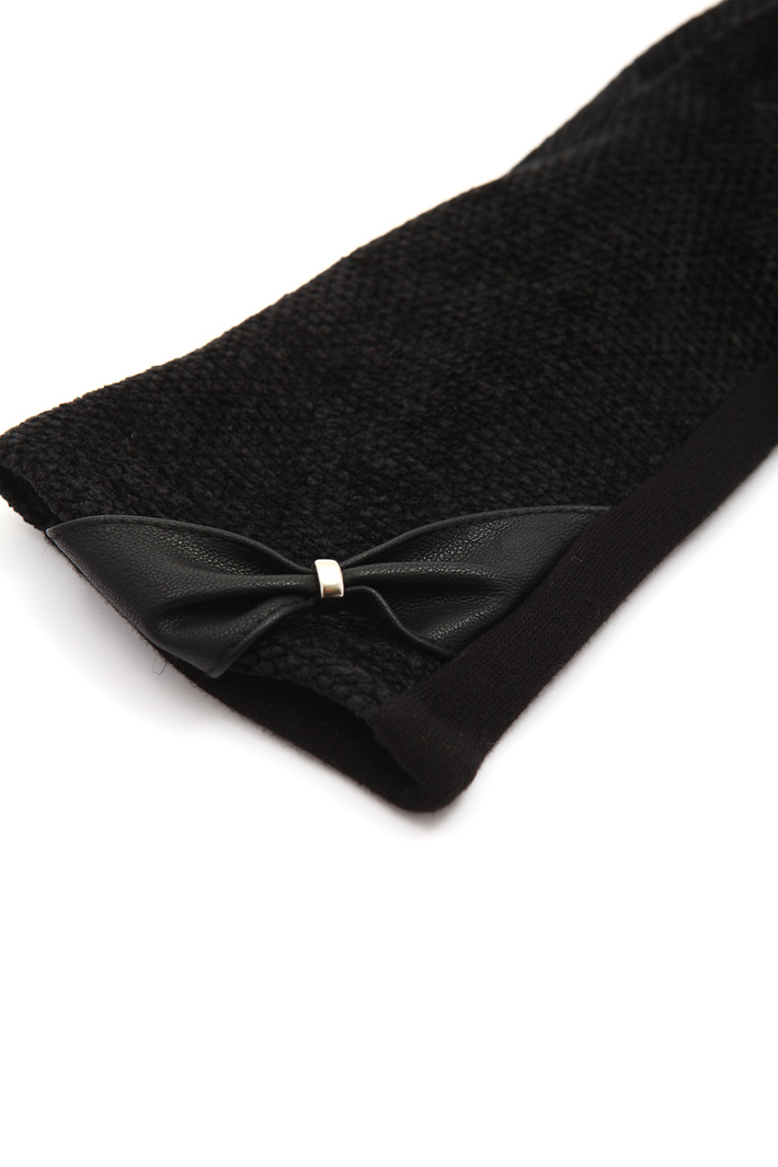 Gloves with faux leather insert Intrend Gloves with faux leather insert Intrend