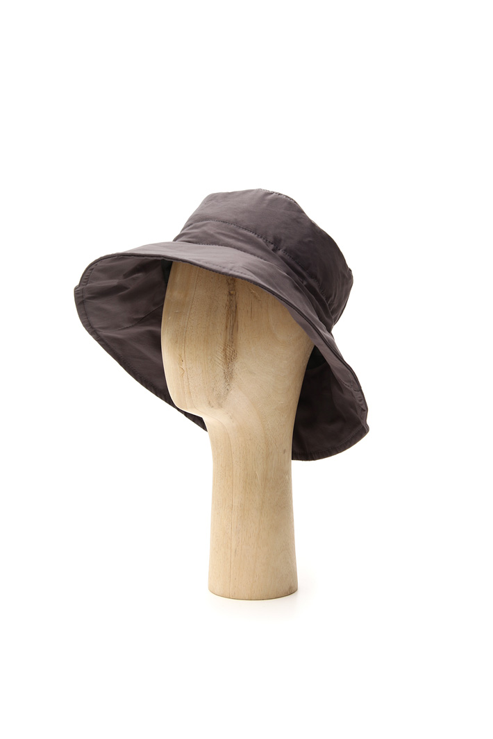 Technical fabric hat Intrend Technical fabric hat Intrend