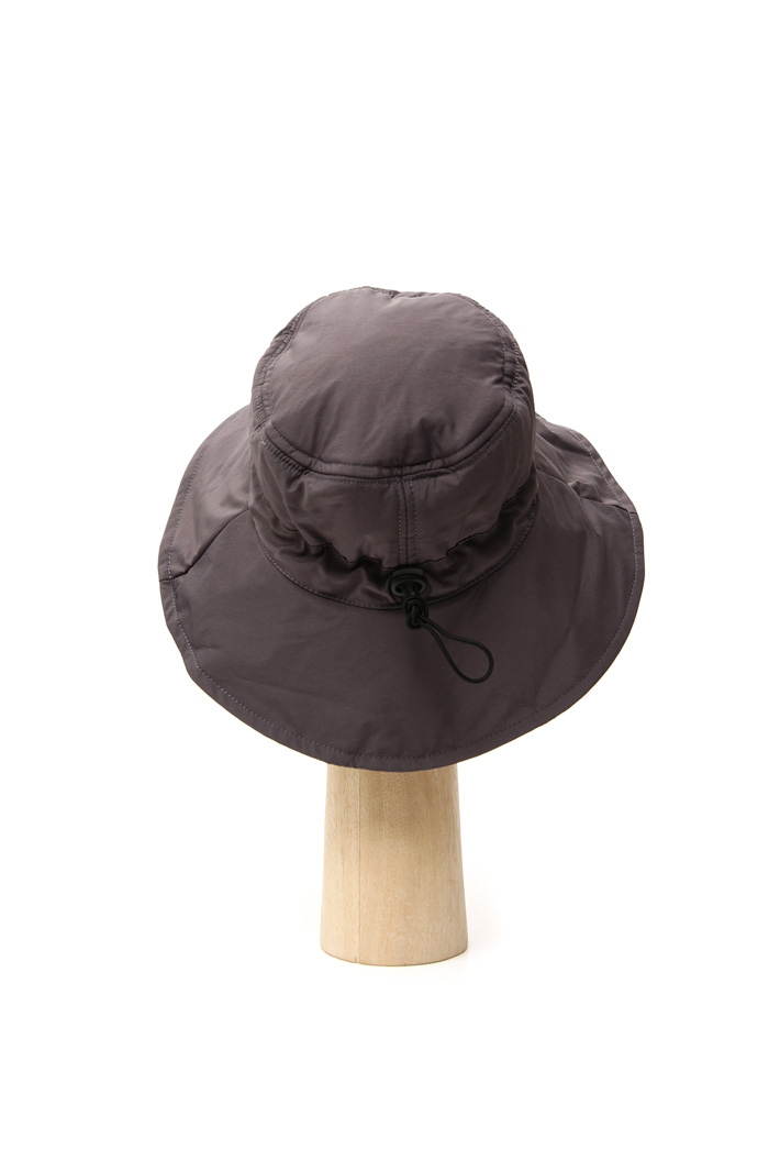 Technical fabric hat Intrend Technical fabric hat Intrend