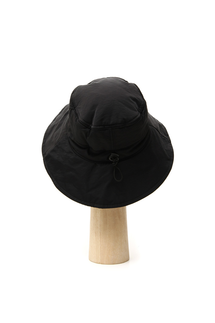 Technical fabric hat Intrend Technical fabric hat Intrend