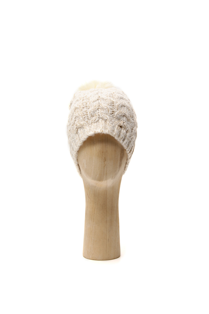 Braided beanie hat Intrend Braided beanie hat Intrend