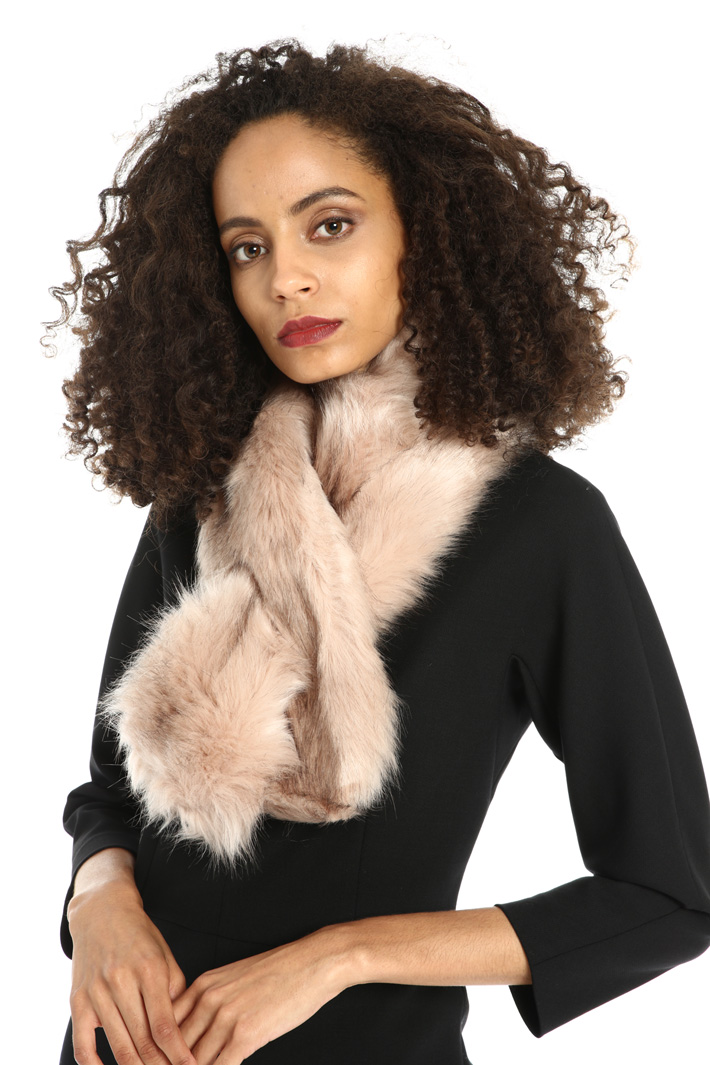 Fur-effect stole Intrend Fur-effect stole Intrend