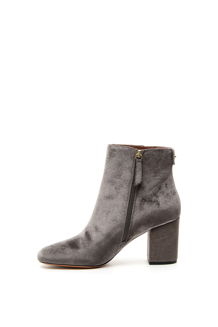 Smooth velvet ankle-boots Intrend Smooth velvet ankle-boots Intrend