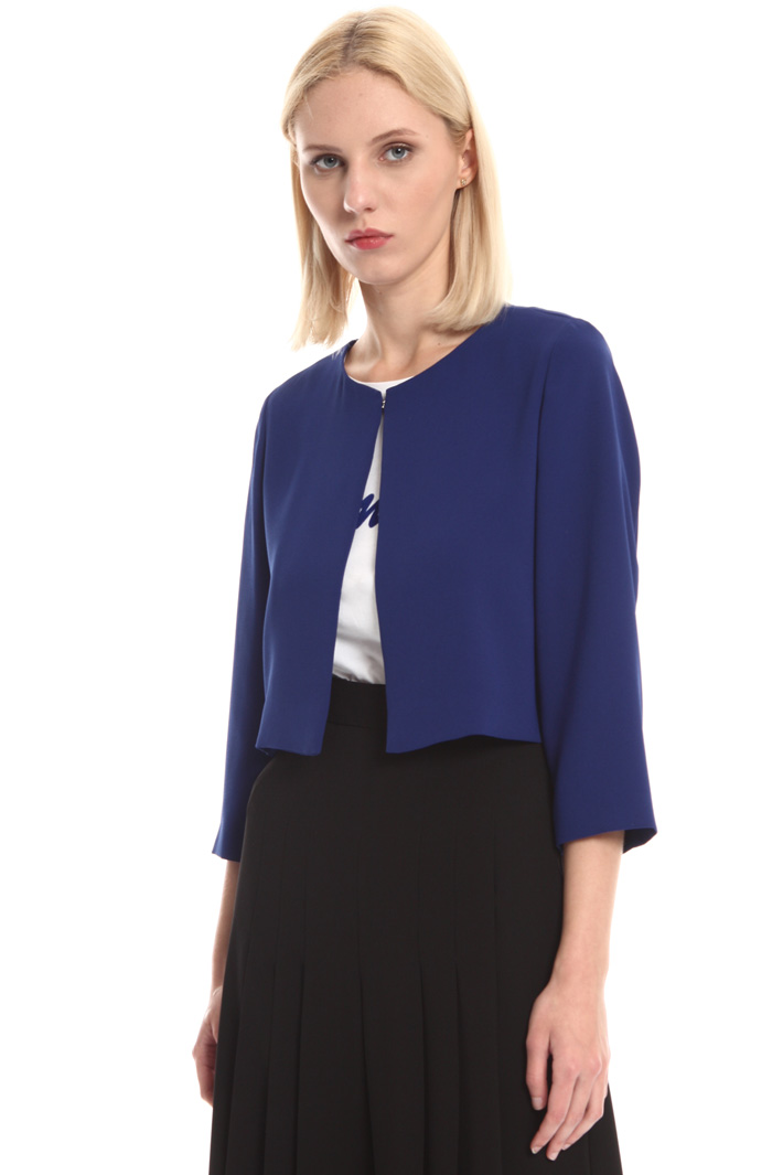 Jacket in crepe fabric Intrend Jacket in crepe fabric Intrend