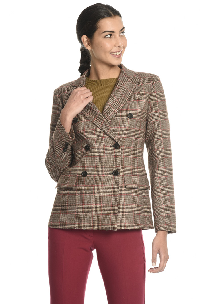 Double-breasted wool jacket
Intrend Double-breasted wool jacket
Intrend