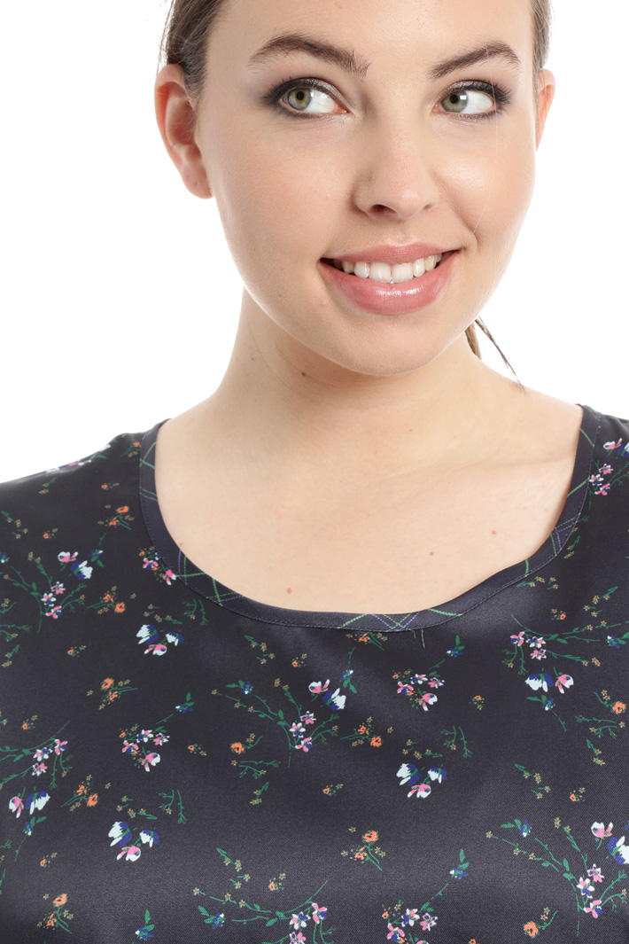 Printed twill blouse Intrend Printed twill blouse Intrend