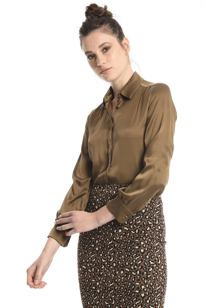 Silk satin shirt Intrend Silk satin shirt Intrend