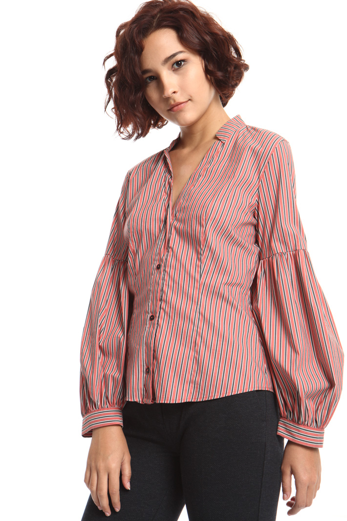 Puff sleeve shirt Intrend Puff sleeve shirt Intrend