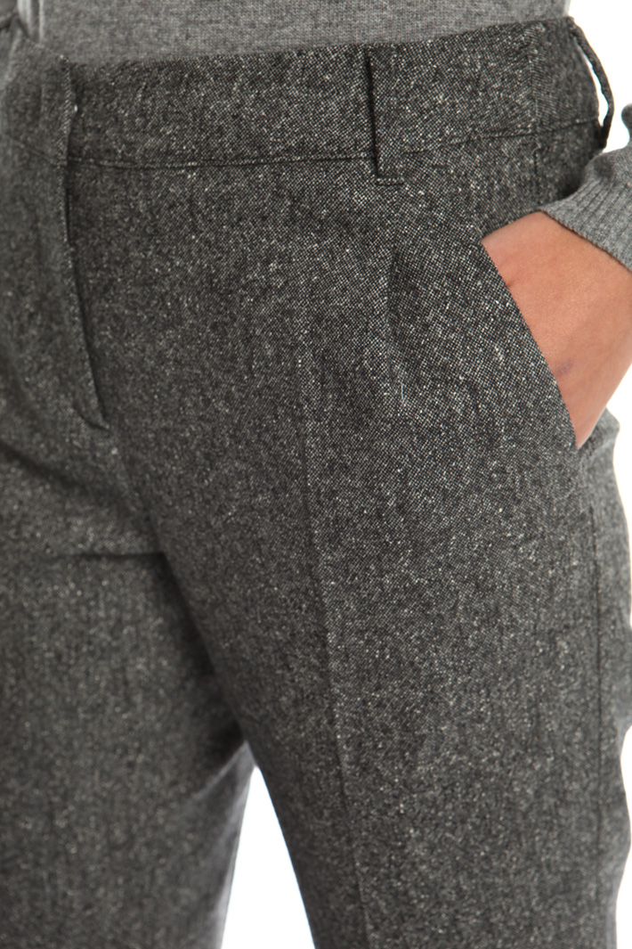 Wool tweed trousers
Intrend Wool tweed trousers
Intrend