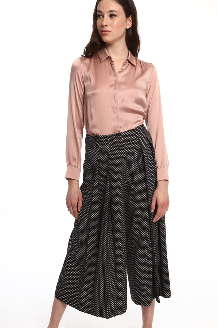 Pleated palazzo trousers Intrend Pleated palazzo trousers Intrend