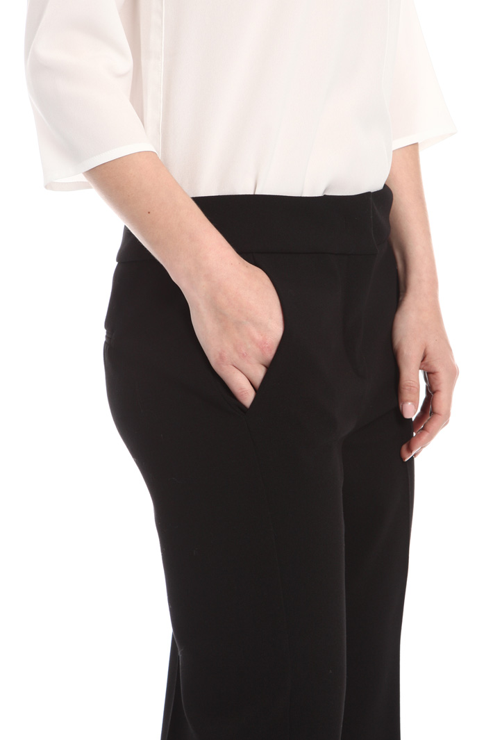 Cropped stretch trousers Intrend Cropped stretch trousers Intrend